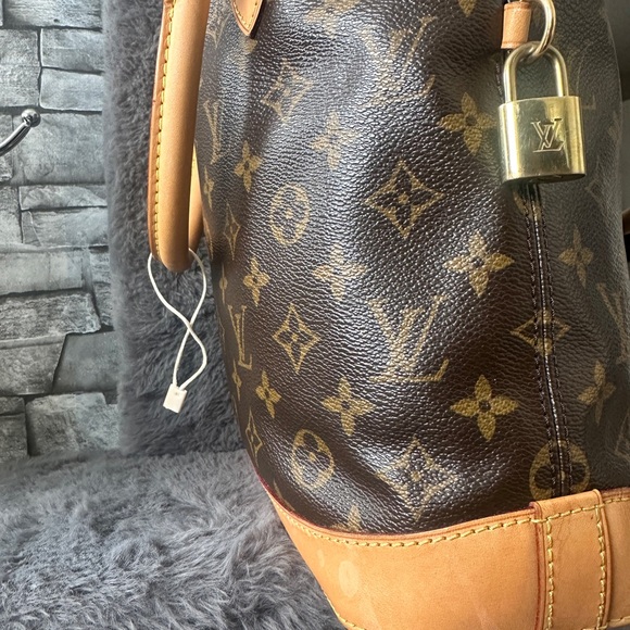 Louis Vuitton Lockit Monogram Canvas - Picture 5 of 12
